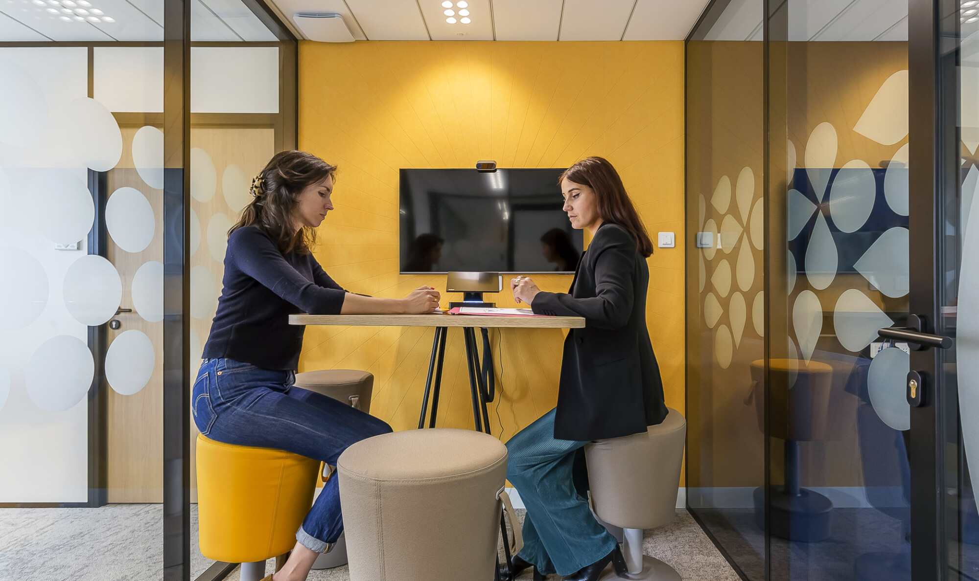 OfficeConcept – Innergex 2 – Esp Conf – VI – HD-6